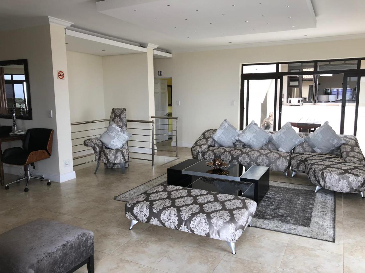 איסט לונדון Coral Beach Bed & Breakfast מראה חיצוני תמונה